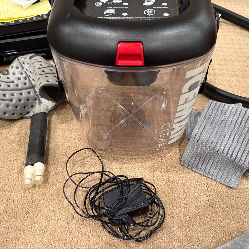 Bissell Clear Black and Red Carpet Cleaner